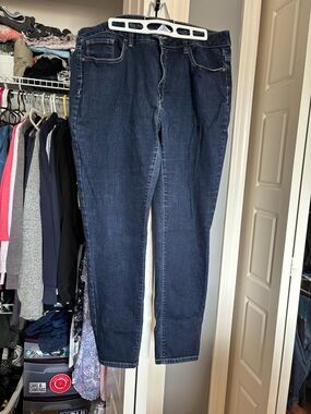 Parasuco Dark Indigo Jeans size 16 stretchy